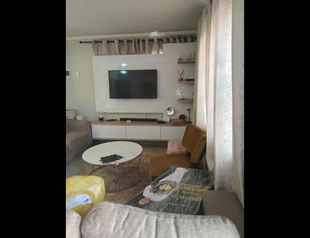2 BEDROOM PROPERTY TO RENT IN PROTEA GLEN